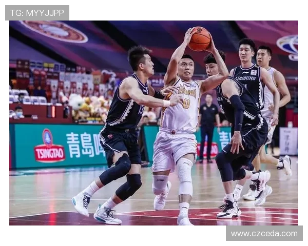 成都飞盘队状态引发热议球迷对表现褒贬不一的背后原因探讨